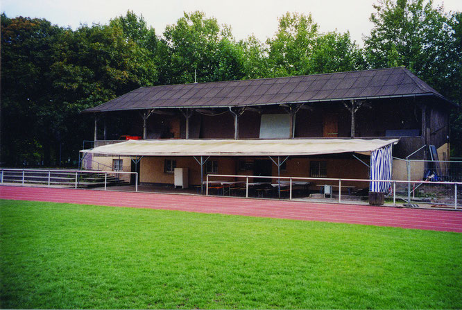 Altes Clubhaus