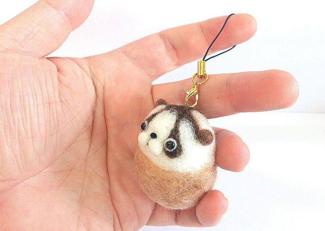 ツボるスローロリス【珍獣フェルト】 - 夕の月 フェルト工房総合案内サイト