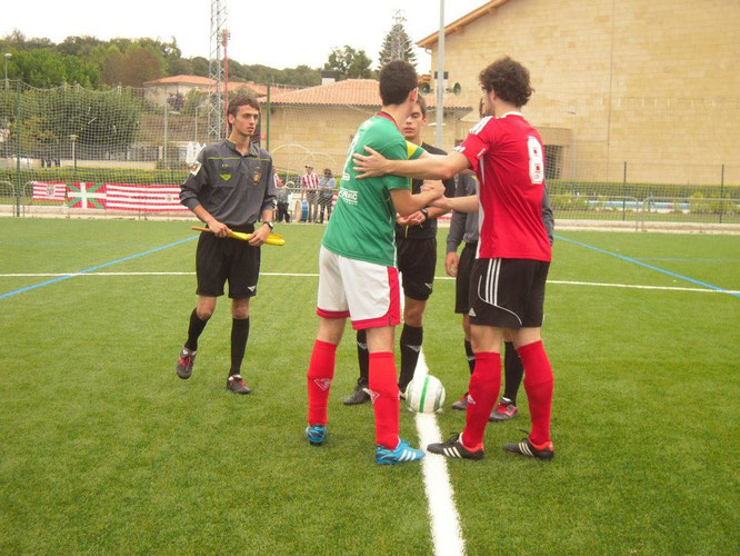 Imagen del partido de la primera vuelta. Foto: Koldo Zurimendi.