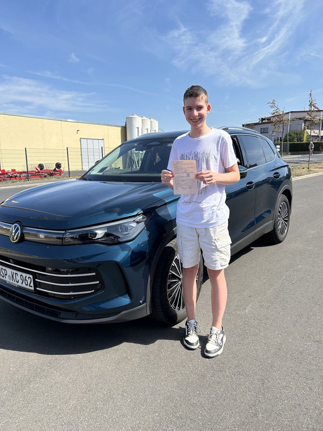 Nathanael Kieß, 26.08.2025 Autoführerschein in Marktheidenfeld 