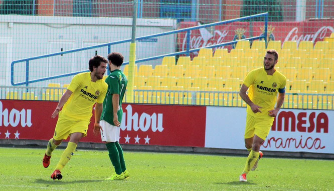 Olabe celebra su primer gol con el Villarreal C. Foto: Juan Francisco Roca.