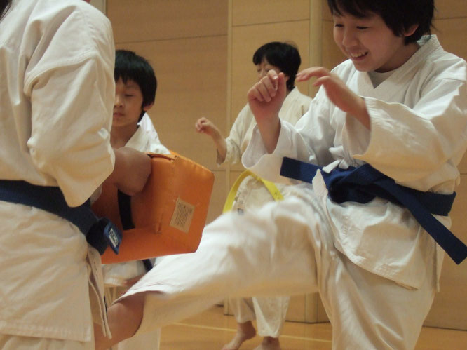 子ども空手 × 杉並区上井草スポーツセンター