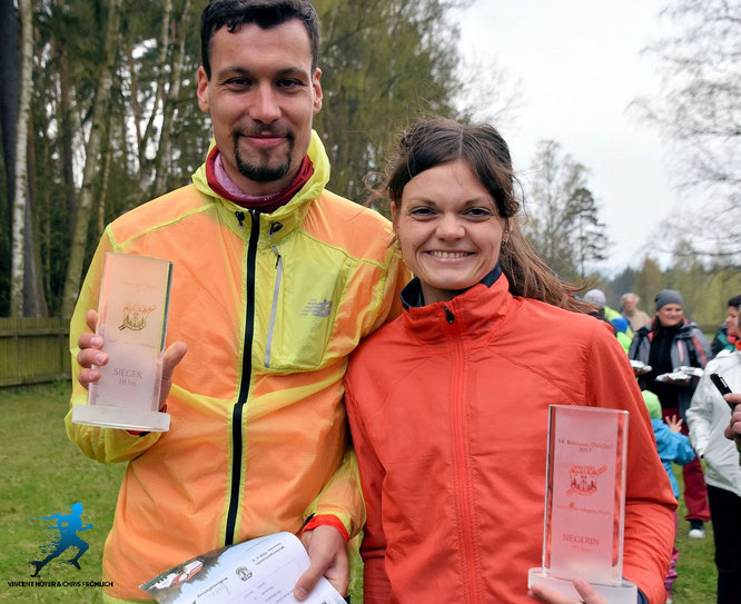 © Veranstalter; ich mit Karo, ebenfalls Siegerin über die 10 km