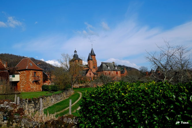 Collonges la rouge en Corrèze dans le limousin