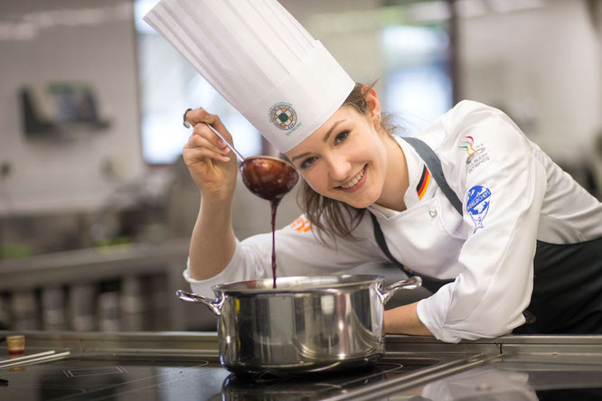 Im Team der Jugendnationalmannschaft: Isabell Henning Foto: Nestlé Professional