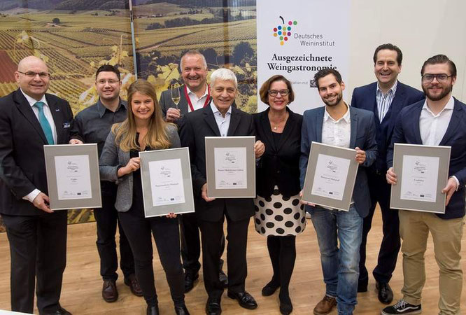 Otto J. Völker, Markus Troll, Isabell Lerch, Thomas Lerch, Susanne und Heinrich Breuer, Pascal Kunert, Gerhard Retter und Willi Schlögel ©DWI