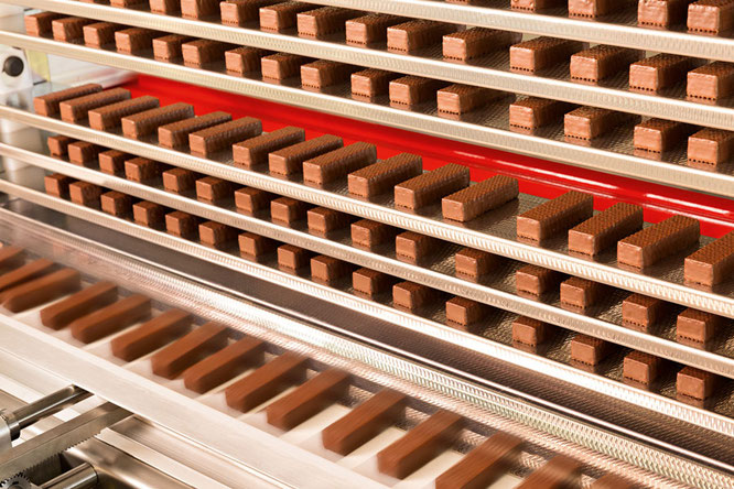 Loacker Heinfels, schokoliertes Premium Waffel-Gebäck aus ausschliesslich natürlichen Zutaten / Foto: meraner-hauser.com