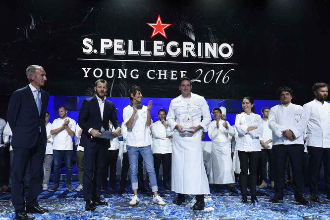 Mitch Lienhard gewinnt das Finale des „S.Pellegrino Young Chef 2016 “ in Mailand – Foto: S.Pellegrino