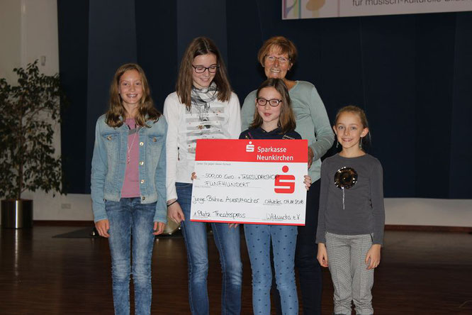 Die Junge Bühne Auersmacher gewann den mit 500 Euro dotierten, ersten, saarländischen Kinder- und Jugendpreis.
