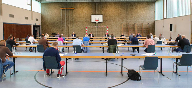 Im Juni tagte der Gemeinderat bereits in der Mehrzweckhalle in Rilchingen-Hanweiler.