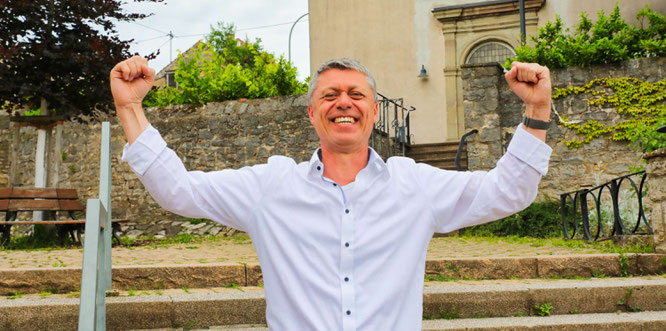 Rainer Lang (SPD) setzte sich mit 53,7 Prozent der Stimmen gegen Erika Heit (CDU) durch.