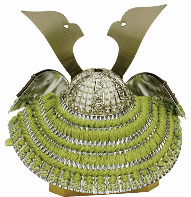 雅峰作 兜5号平飾り（6L21-AA-243）兜単品（背面）