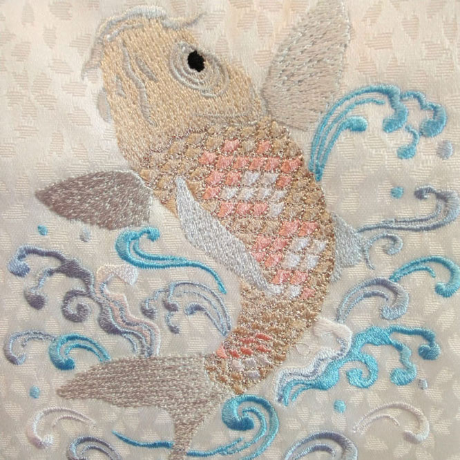 名前旗 飛龍鯉D(特小)白 白金糸刺繍 高さ31cm(5392)鯉は立身出世の象徴