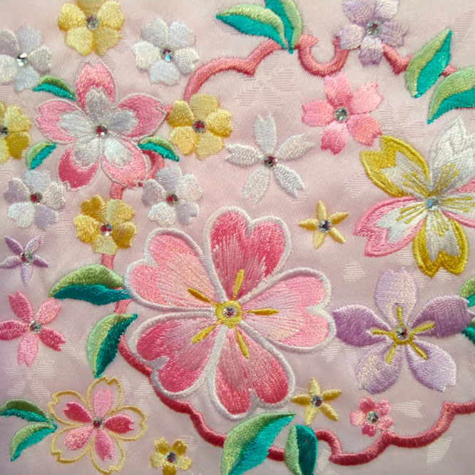 名前旗 花輪桃(小)薄ピンク 小桜 紫糸刺繍 高さ39cm(3441)桃の花を刺繍入れ