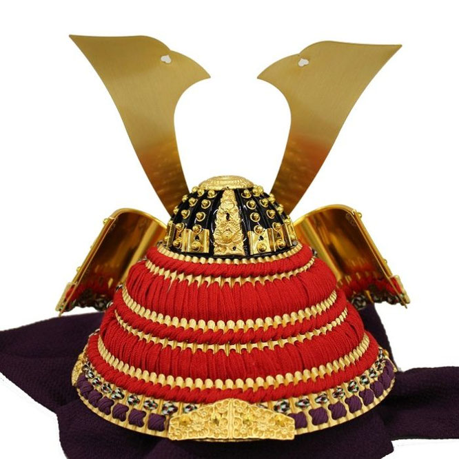 【ほぼ新品】　雅峰作「兜」一枚物 節句人形 兜 子供の日  五月人形 初節句 ほぼ新品】 雅峰作「兜」一枚物 節句人形 兜 子供の日 五月人形 初節句