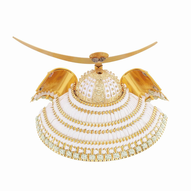 雅峰作 兜8号収納箱飾り（6M22-HH-733）兜単品（背面）