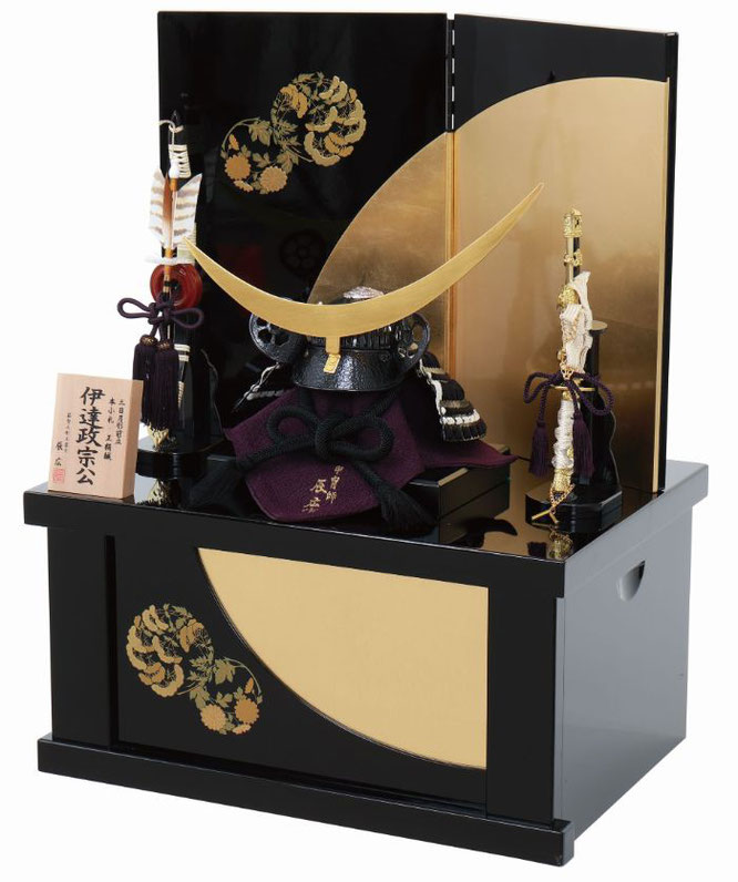 辰広作 兜1/4収納箱飾り 伊達（5241-04-005）横
