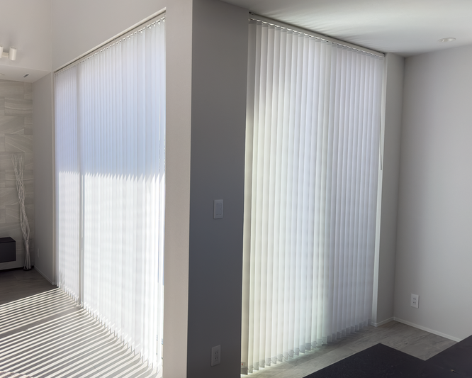 向かって左側①、向かって右側②