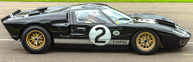 Ford GT40 Mk II #2 - Le Mans 1966 / Photo Lain Wanless 2013 Goowood Revival / image CC2.0