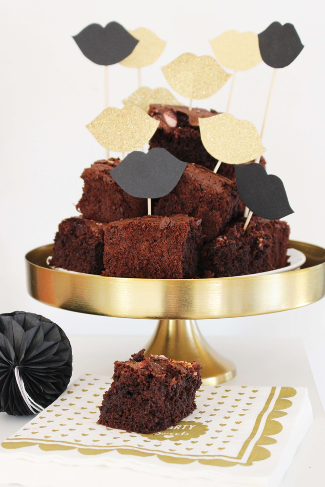Bild: Marshmallow Brownies Rezept, Caketopper DIY, gefunden auf Partystories.de