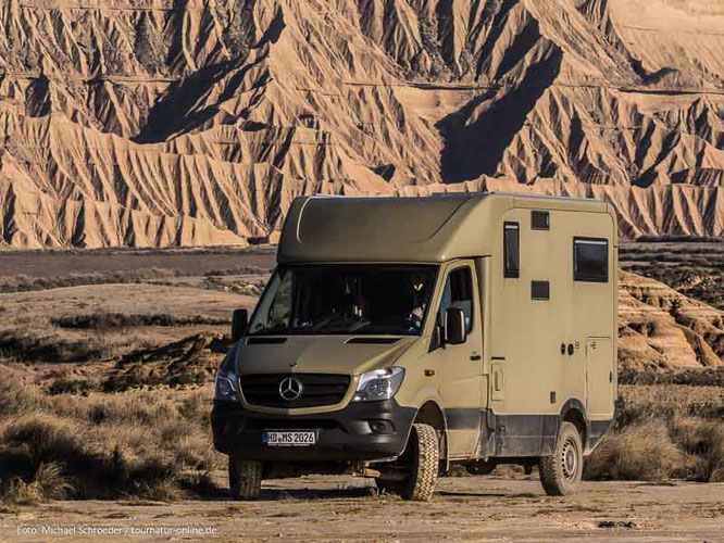 Woelcke Autark Mercedes Sprinter Allrad 4x4 Wohnmobil Reisemobil