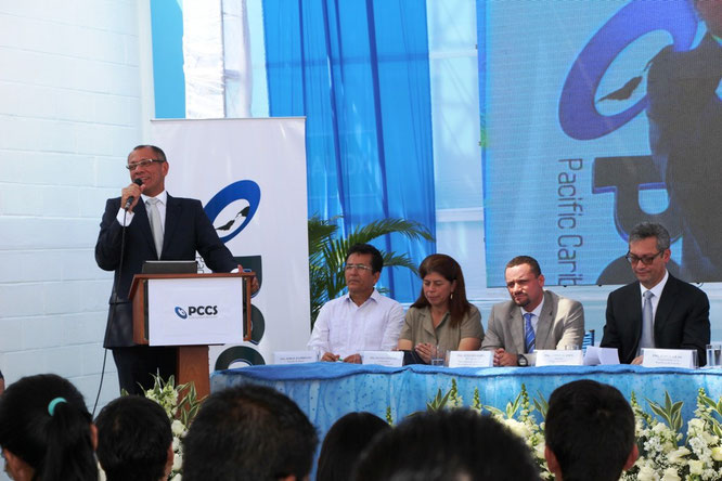 El vicepresidente de la República y otras autoridades, durante la celebración por el PCCS realizado. Manta, Ecuador.
