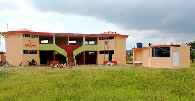 Edificio donde funcionará próximamente la Coordinación Municipal de Tránsito. Chone, Ecuador.