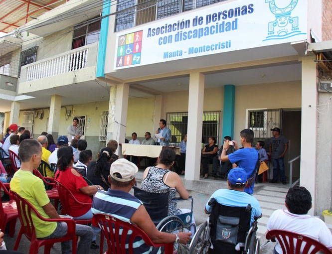 Acto inaugural de la sede social para personas condiscapacidad de Manta y Montecristi. Manta, Ecuador.