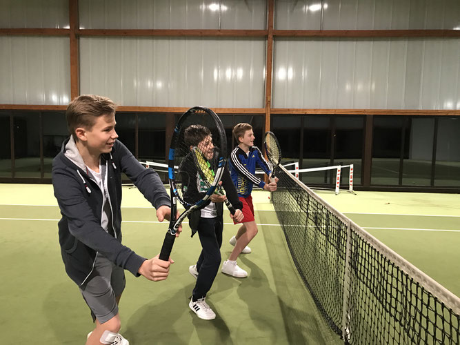 Tennistraining für Jugendliche in Bonn