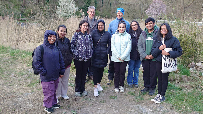  Dr. Martin Erbs und und Jörg Platzer vom NABU und Frau Dr. Ruth Areli García-León, Projektkoordinatorin des DAAD-SDG-Partnerschaftsprojekts "Implementation of the Sustainable Development Goals – India, Nepal and Germany".
