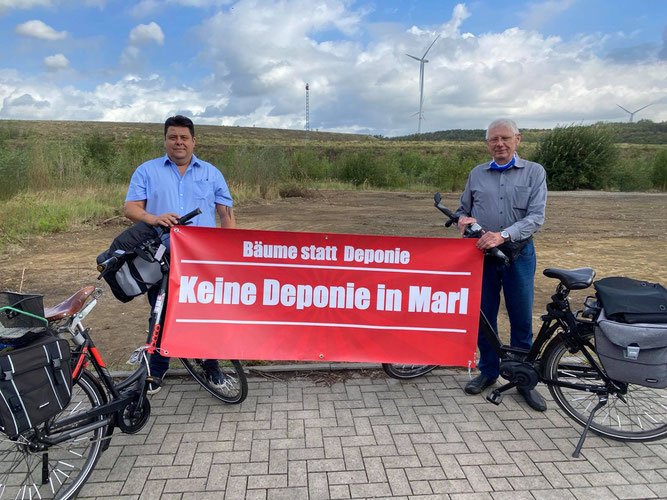 Freddy Schoknecht und Erwin Gebauer luden zur Radtour rund um die Halde ein.