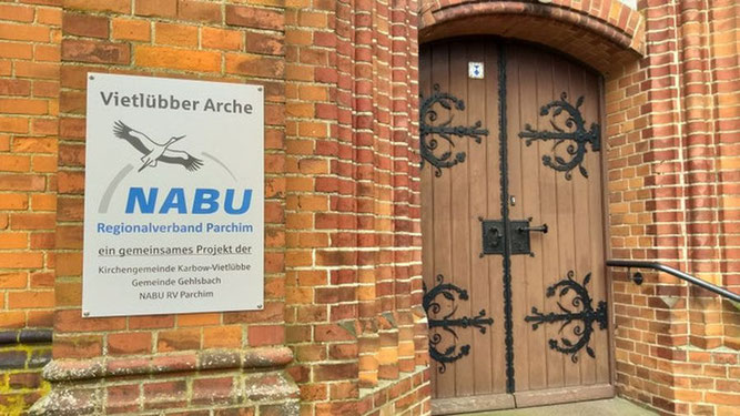 Kirchenportal der Vietlübber Arche | Foto: M. Kemper 2025, Vietlübbe