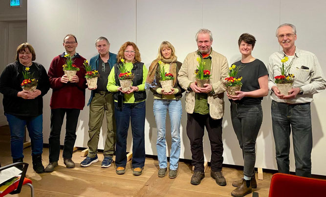 Wiederwahl des Vorstandes am 21.02.2025 (von links nach rechts: Silvia Schiebert, Stephan Runde, Volker Hastädt, Ilonka Schuster, Jessica Polak, Matthias Rackwitz, Juliane Bauer und Axel Mieritz) Foto: M. Kusche