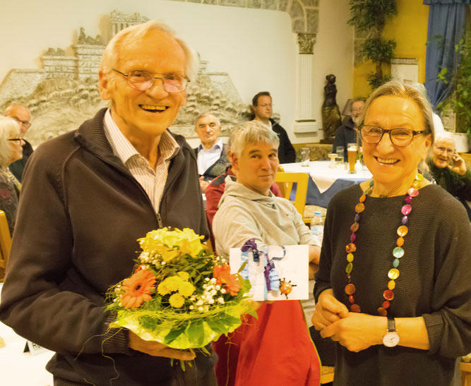 Bild: Nach 37 Jahren als stellvertretender Vorsitzender verabschiedeten wir Wolfram Bock. Wir danken ihm herzlich!, Foto: Thomas Gölzer. 