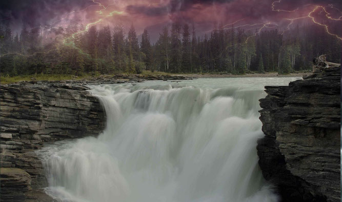 La voix de Yahweh a retenti au-dessus des eaux, le Dieu de gloire a fait retentir son tonnerre, Yahweh a fait gronder son tonnerre au-dessus des grandes eaux! La voix de Yahweh est puissante, la voix de Yahweh est majestueuse. Psaumes 29: 3, 4