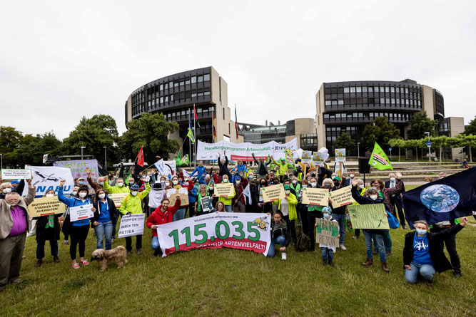 Volksinitiative Artenvielfalt NABU BUND LNU 115.000 Unterschriften NABU Düren