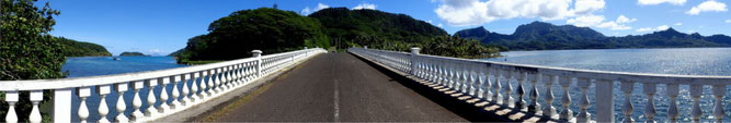 Huahine: Die Brücke Nui und Iti verbindet