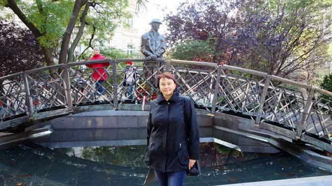 Памятник Имре Надь в Будапеште