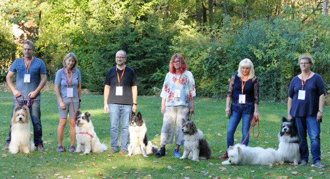 Foto: Michaela Hilburger. Pookie, Pulcinea-Pepsi, Pepina-Pina, Mutter Candy, Pauline-Phina und Philina-Lilly von Werths Echte