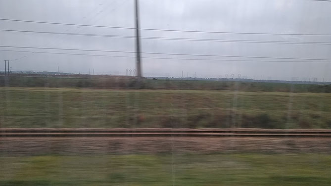 フランスの新幹線 TGVの車窓からの風景