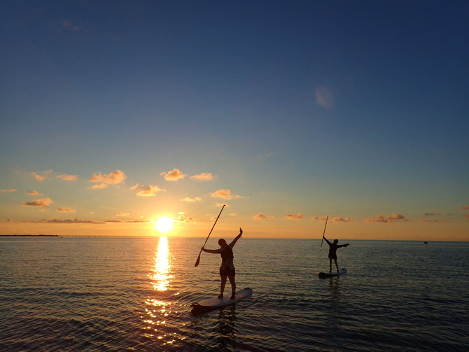 沖縄　宮古島　伊良部島　佐和田の浜　夕日　夕陽　サンセット　SUP