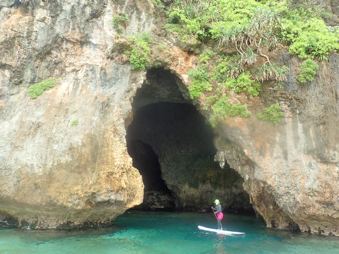 沖縄　宮古島　伊良部島　下地島　下地島空港　伊良部島ガイド　ピクニック　青の洞窟　三角点　伊良部大橋　大龍門　SUP　スタンドアップパドル　SUPツーリング　シュノーケル　シュノーケリング