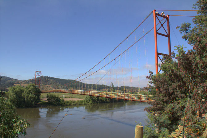 Brücke über den "Rio Mataquito"