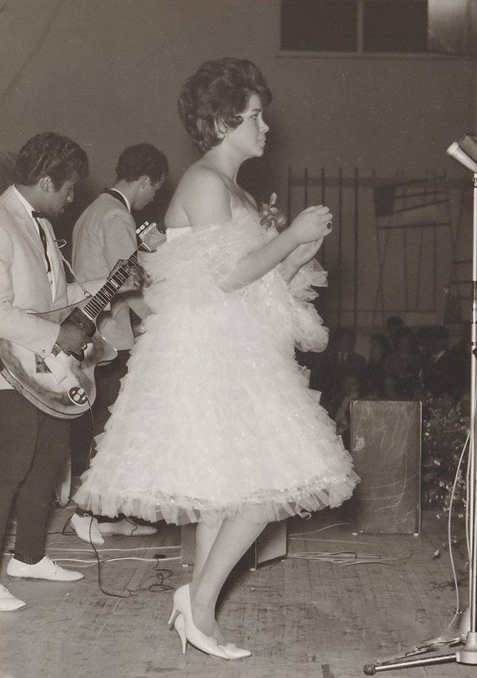 Anneke Grönloh met The Rockin' Blacks in Brunssum in 1961