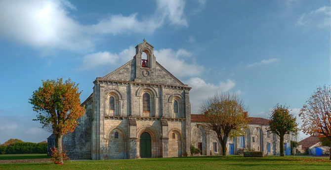 Le prieuré, façade Ouest