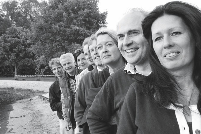 Die Hammestrand-Initiative (von links nach rechts) im Jahr 2012: Hans Jordan, Wolfram Geffken, Susanne Weichberger, Hauke Brandenburger, Jochen Semken, Verena Rademaker-Wolff, Francois Lanners und Nora von Zatorski. Foto: Undine Zeidler, Lilienthal