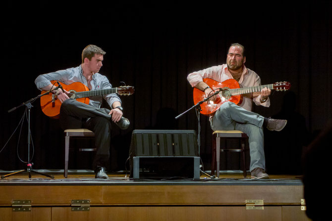 Gitarren-Duo Rafael Cortés und Sohn