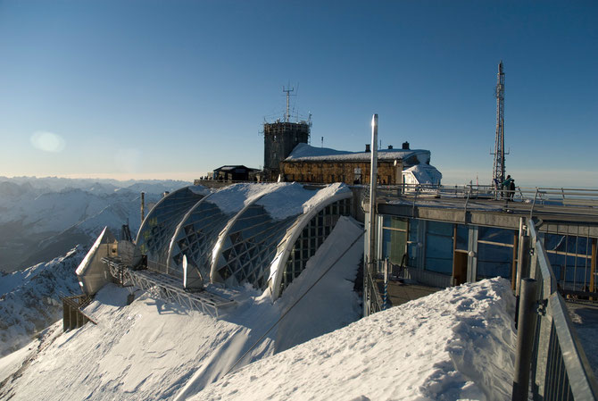 Zugspitze (2962m) mit Wetterstation "Münchener Haus"