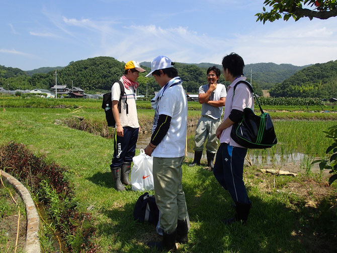 現場でプロから学ぶ