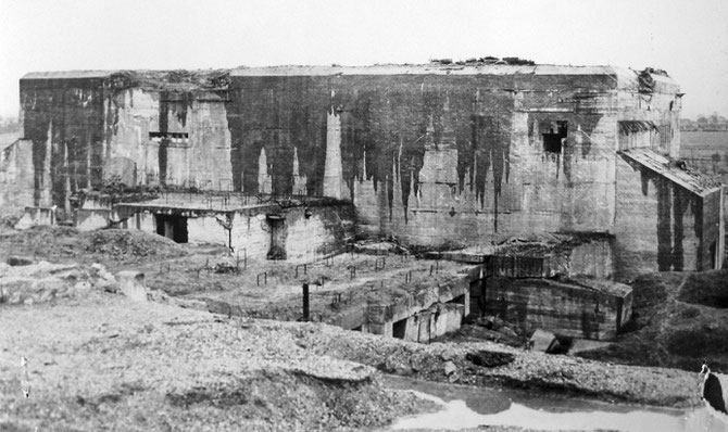 Exterior of the Blockhaus d'Éperlecques - photograph created by the United Kingdom Government and taken prior to 1 June 1957